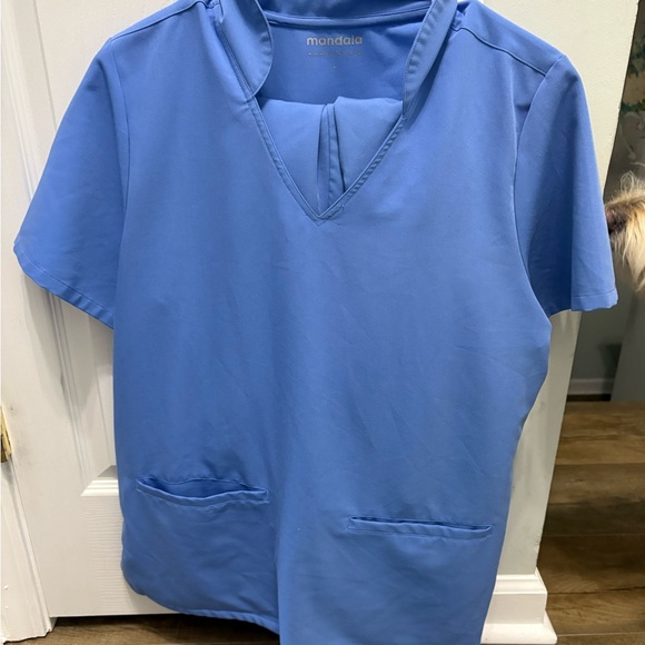 Mandala Women's Blue V-Neck Top - Picture 1 of 4